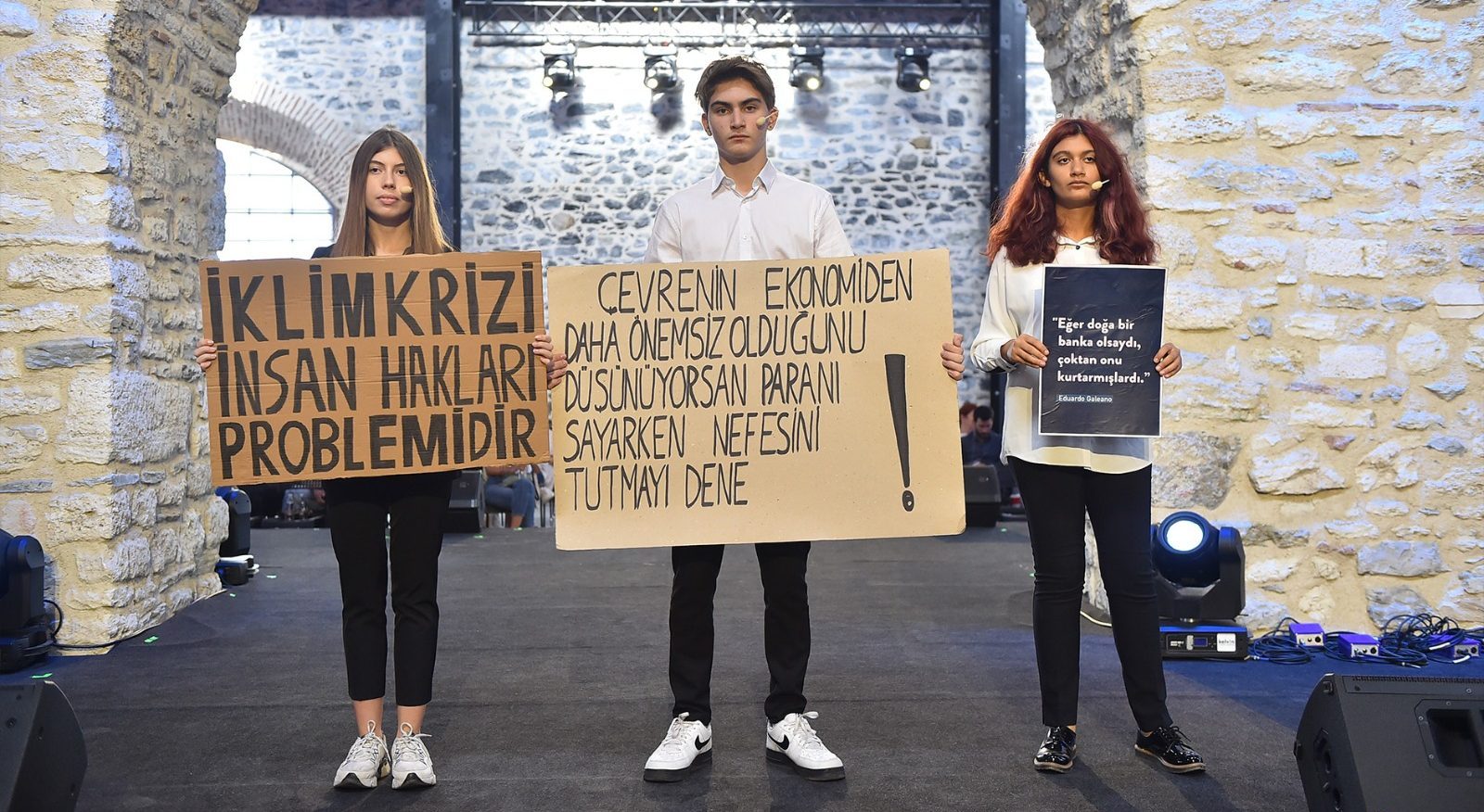 İklim Aktivisti Gençlerden Cumhurbaşkanı Erdoğan’a İklim Davası